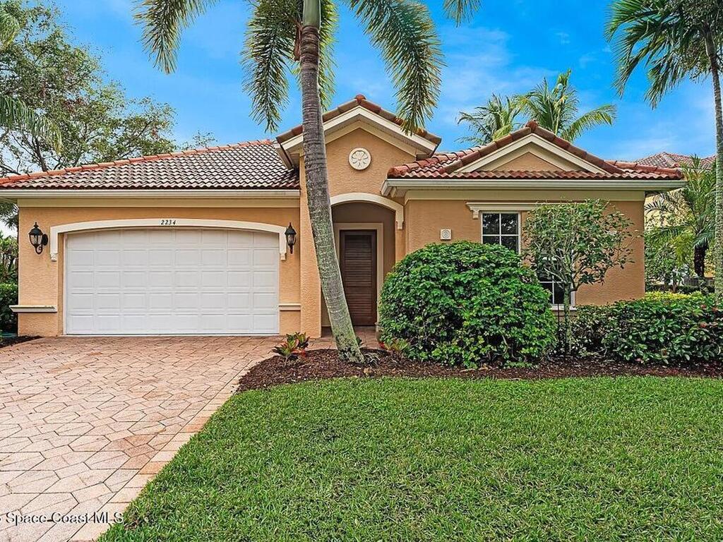 2234 Falls Circle, Vero Beach, FL 32967