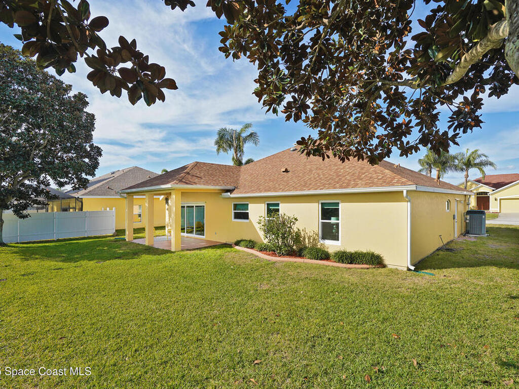 338 Castlewood Lane, Rockledge, FL 32955