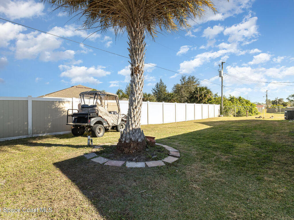 573 Lafayette Street, Palm Bay, FL 32908