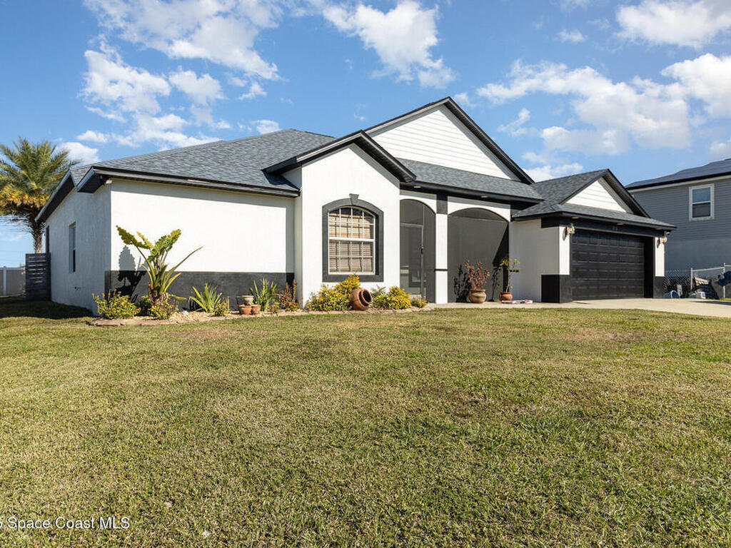 573 Lafayette Street, Palm Bay, FL 32908