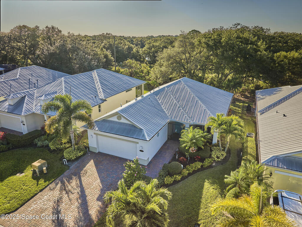 443 11th Square, Vero Beach, FL 32962