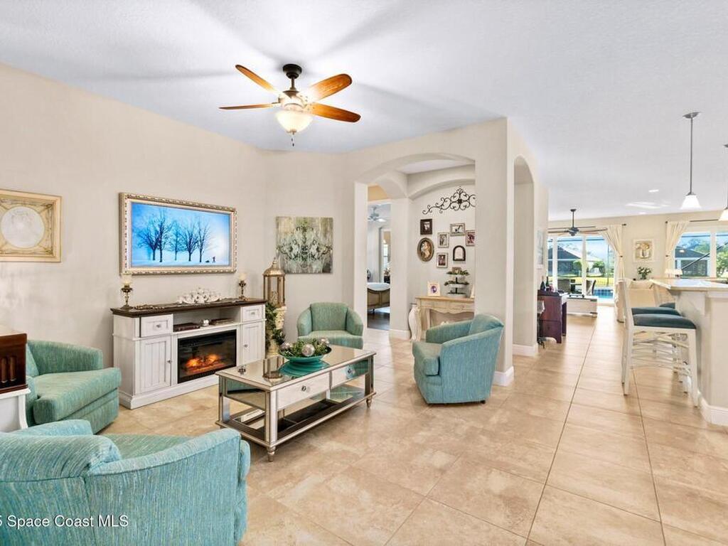 8021 Strom Park Drive, Melbourne, FL 32940