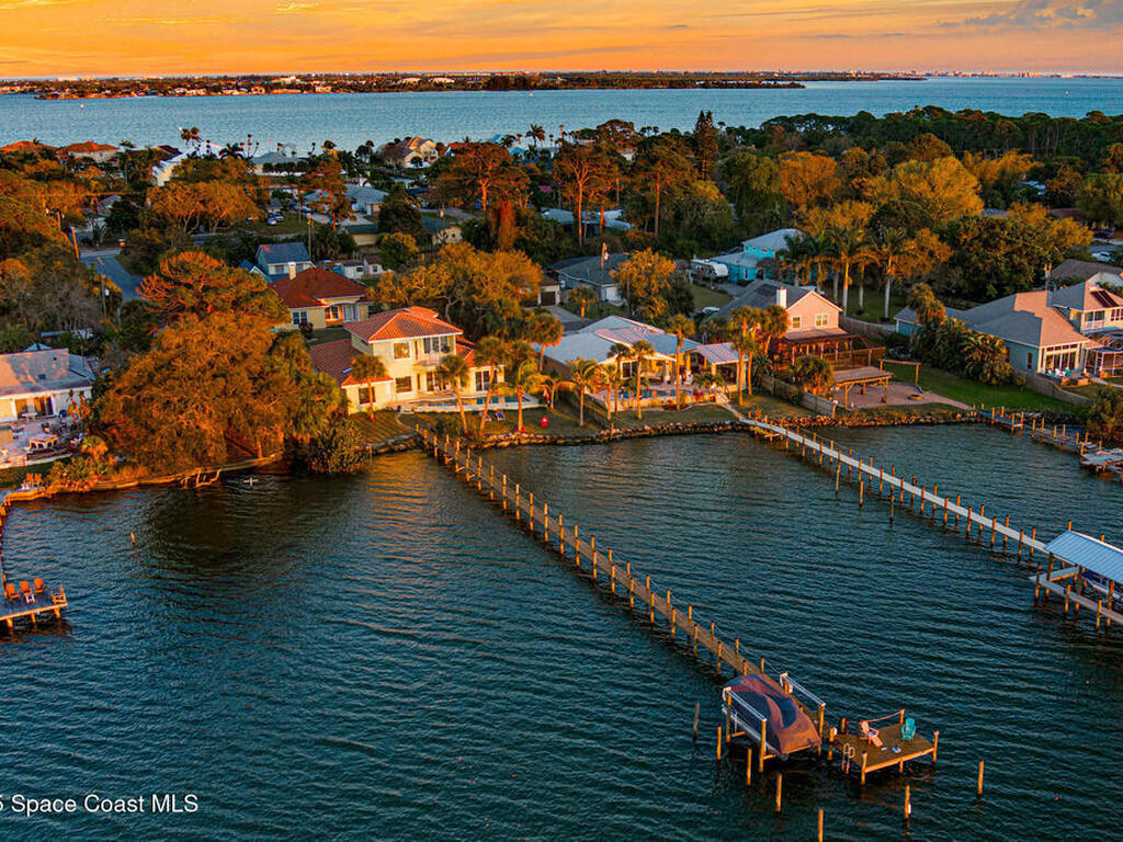 1999 S Misty Harbor Place, Merritt Island, FL 32952