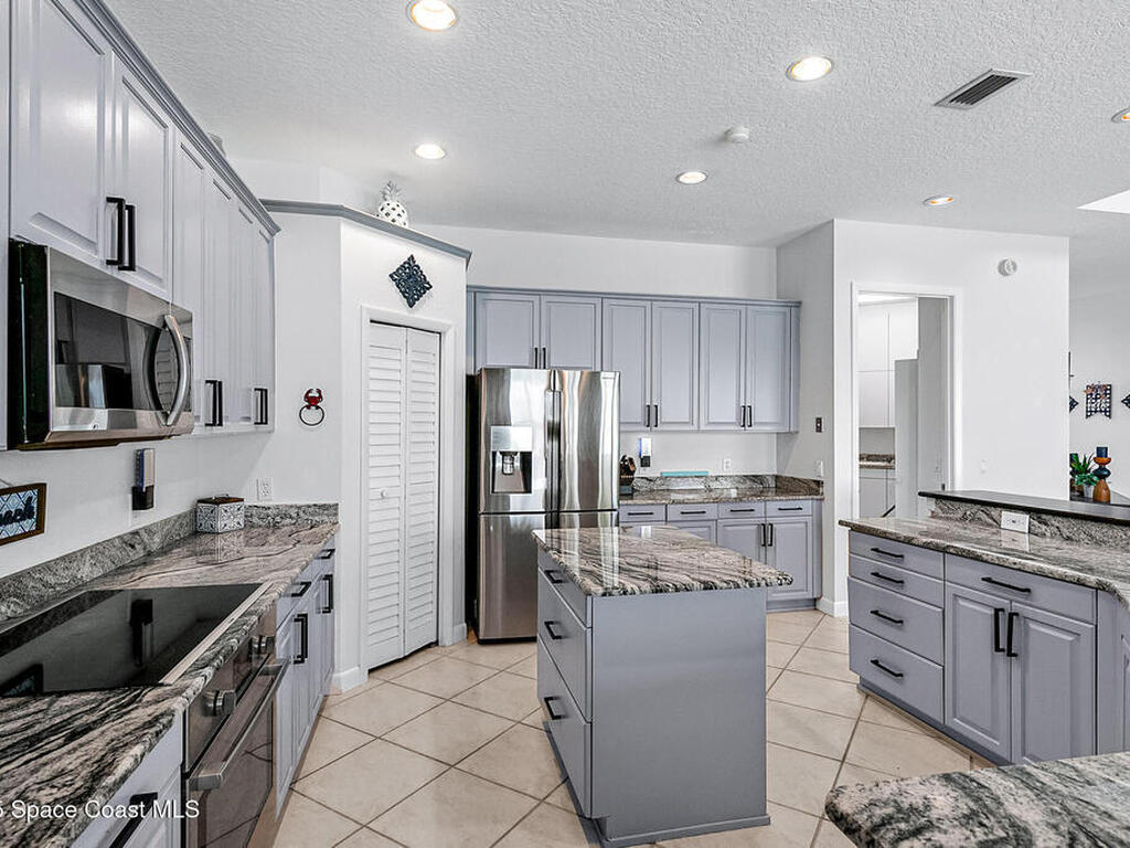 1999 S Misty Harbor Place, Merritt Island, FL 32952