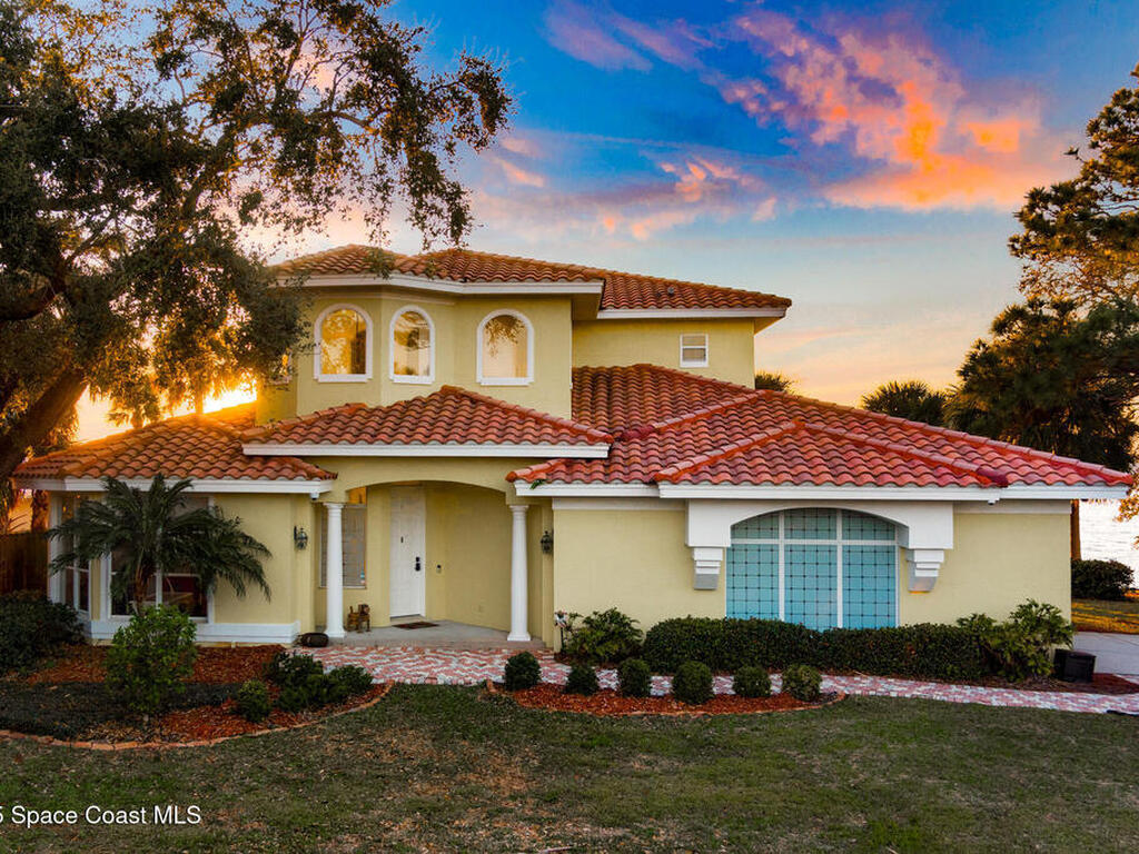1999 S Misty Harbor Place, Merritt Island, FL 32952