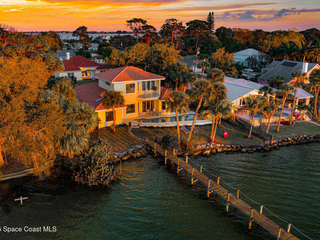 1999 S Misty Harbor Place, Merritt Island, FL 32952