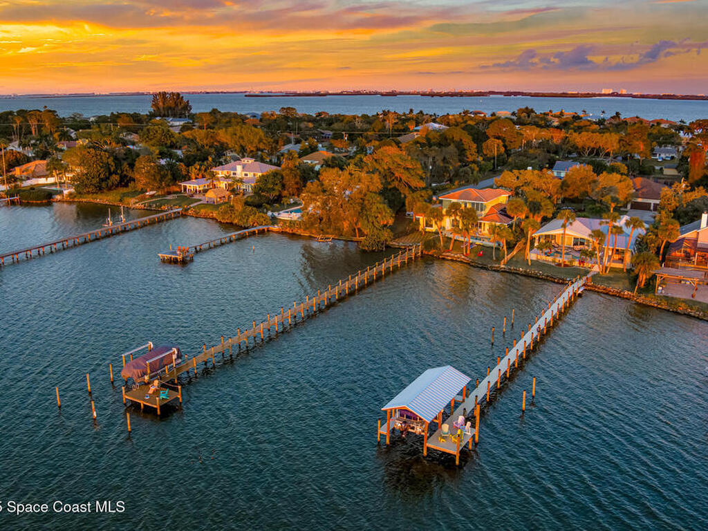1999 S Misty Harbor Place, Merritt Island, FL 32952