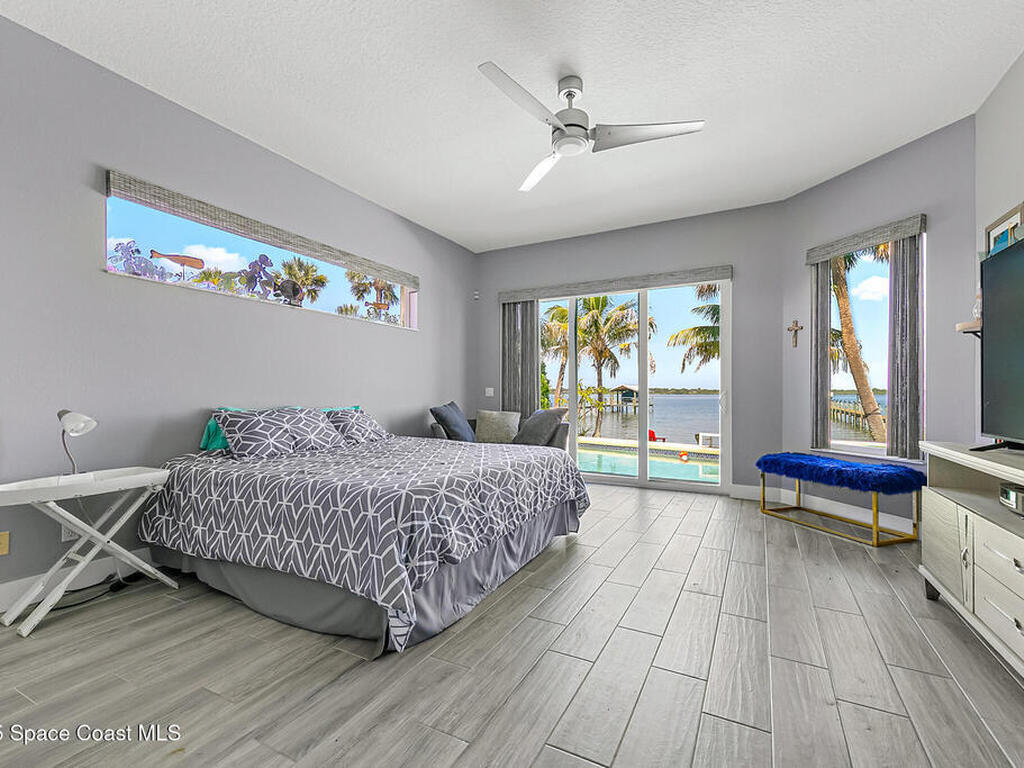 1999 S Misty Harbor Place, Merritt Island, FL 32952