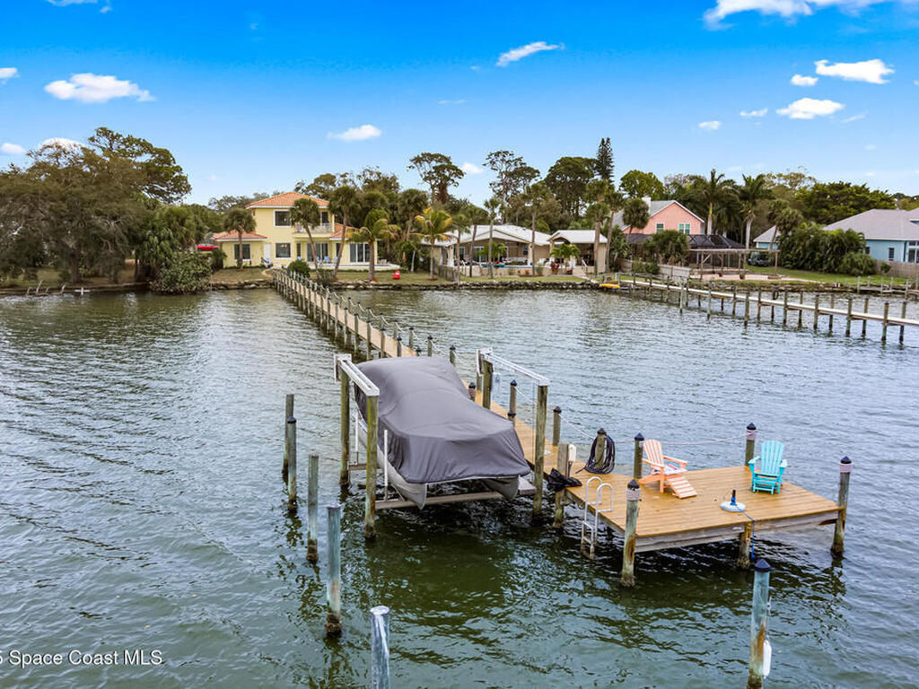 1999 S Misty Harbor Place, Merritt Island, FL 32952