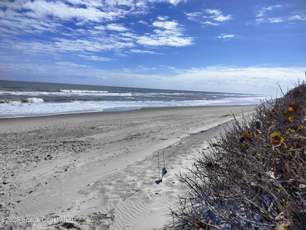 101 La Costa Street, Melbourne Beach, FL 32951