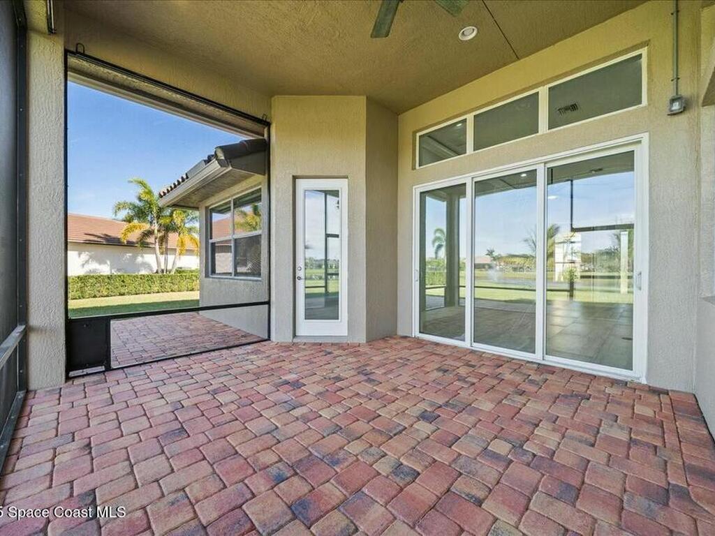 475 Stoney Brook Farm Court, Vero Beach, FL 32968