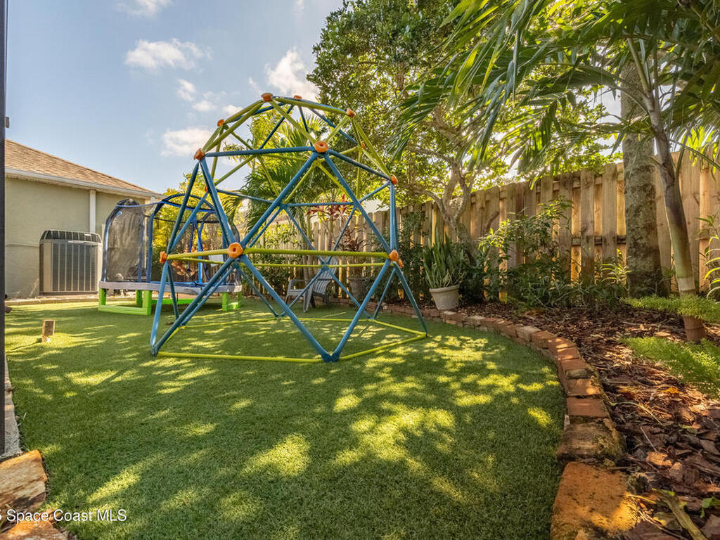 1842 Abbeyridge Drive, Merritt Island, FL 32953
