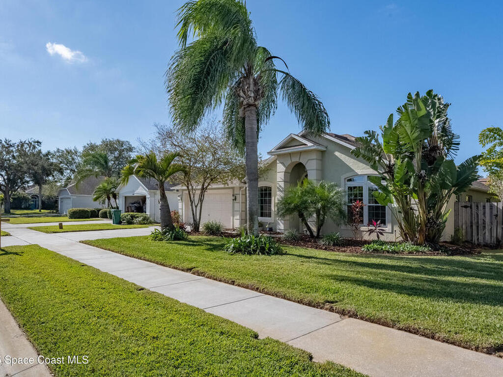 1842 Abbeyridge Drive, Merritt Island, FL 32953