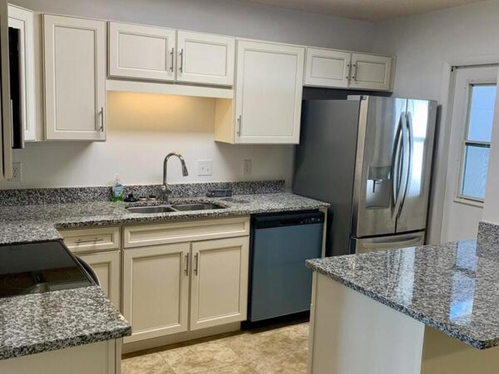 2312 Manor Drive, Palm Bay, FL 32905