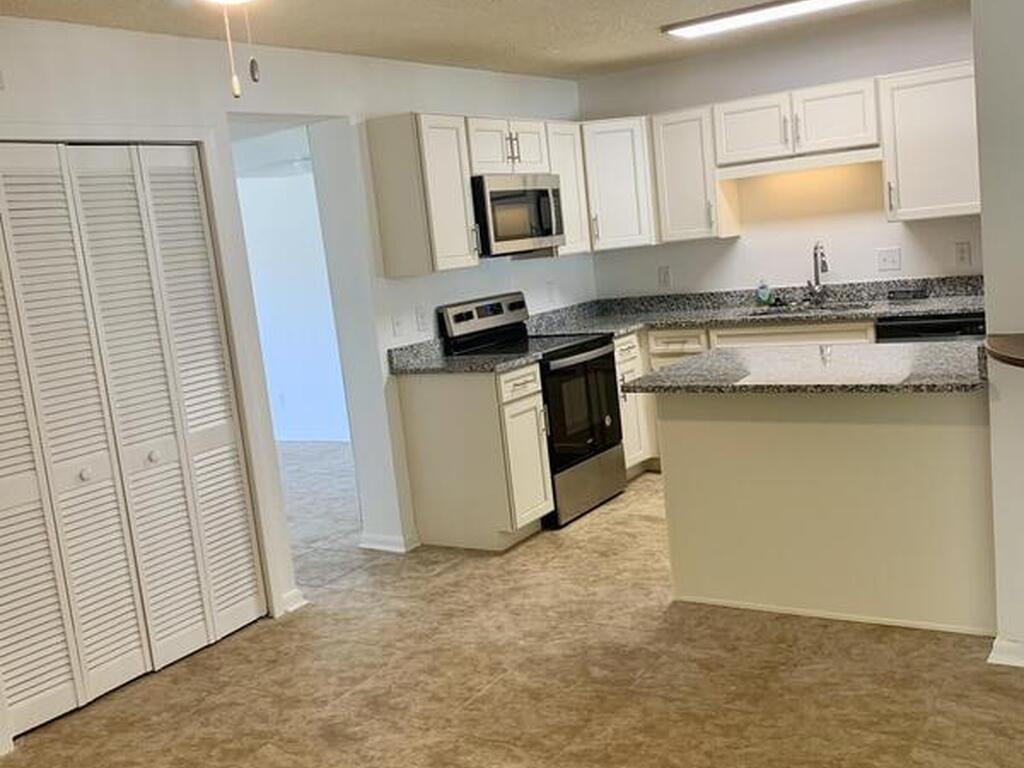 2312 Manor Drive, Palm Bay, FL 32905