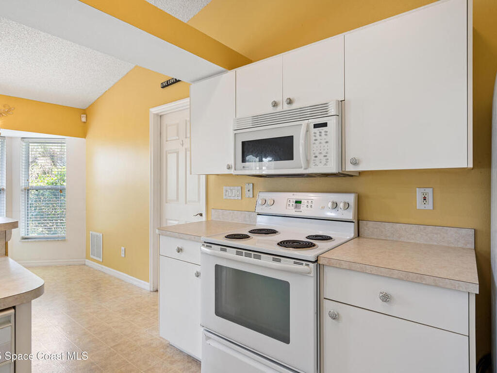 486 Hazel Street, Sebastian, FL 32958