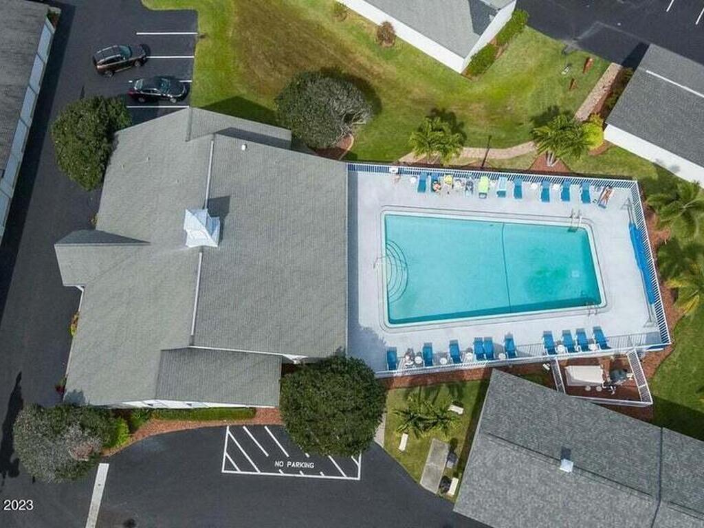 540 S Brevard Avenue, Cocoa Beach, FL 32931