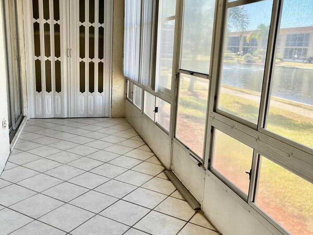 2135 N Courtenay Parkway, Merritt Island, FL 32953
