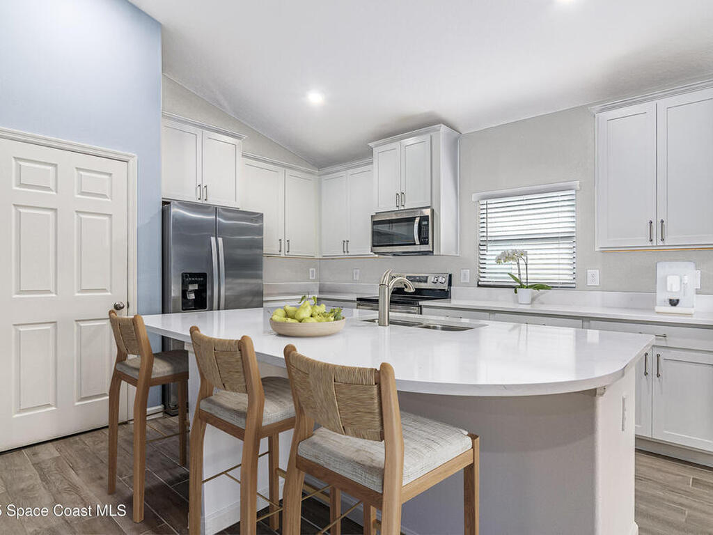 280 Wiregrass Avenue, West Melbourne, FL 32904