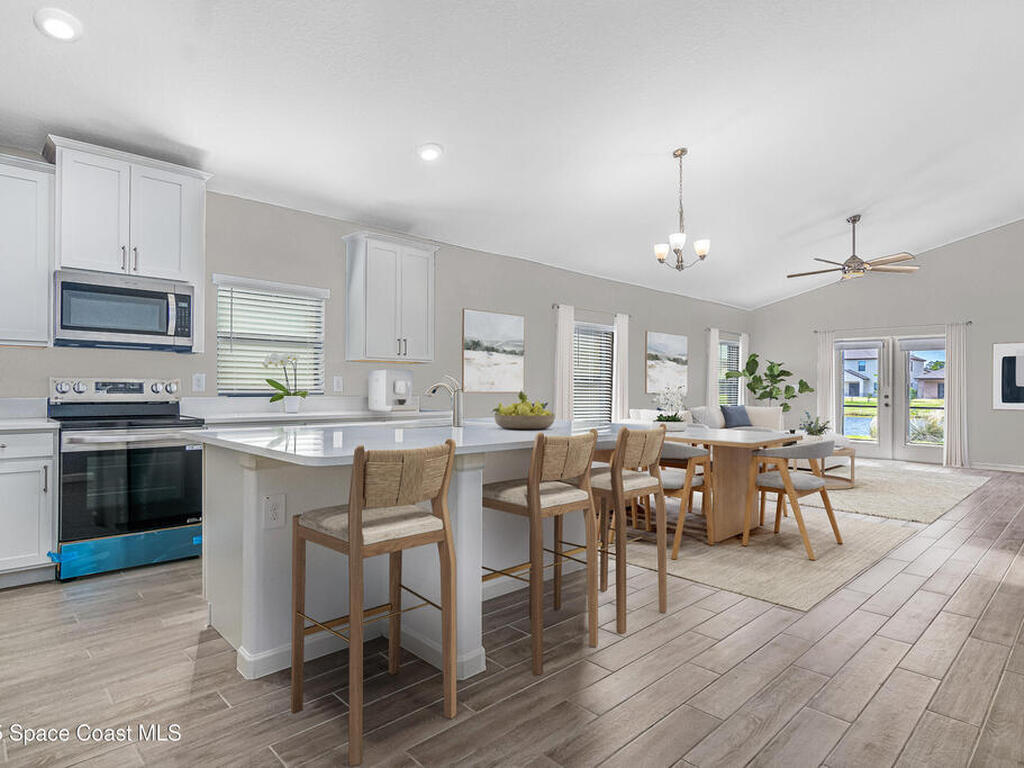 280 Wiregrass Avenue, West Melbourne, FL 32904