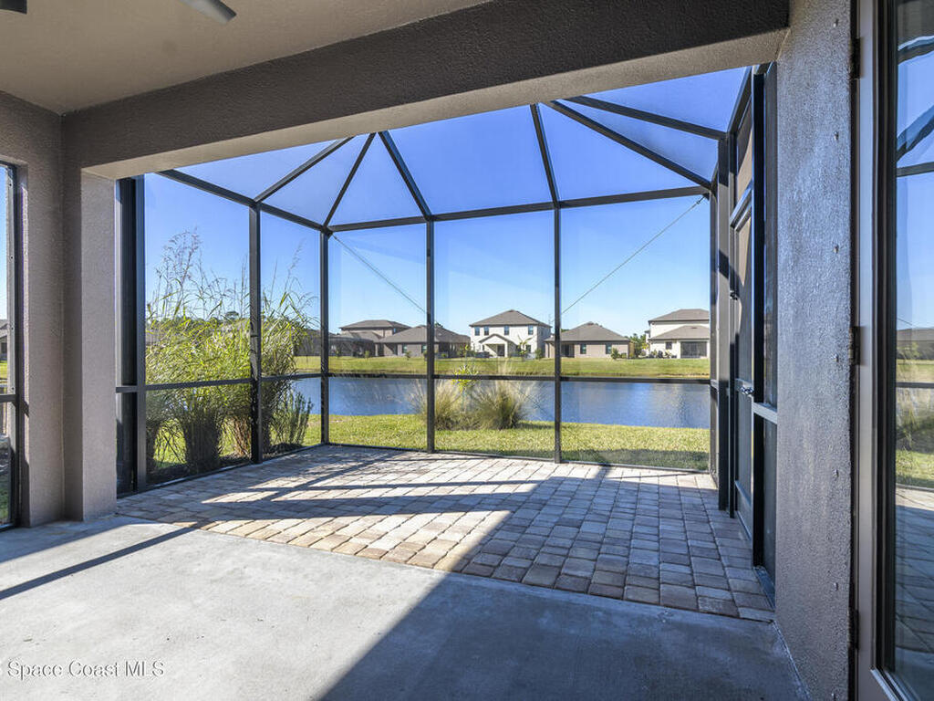 280 Wiregrass Avenue, West Melbourne, FL 32904