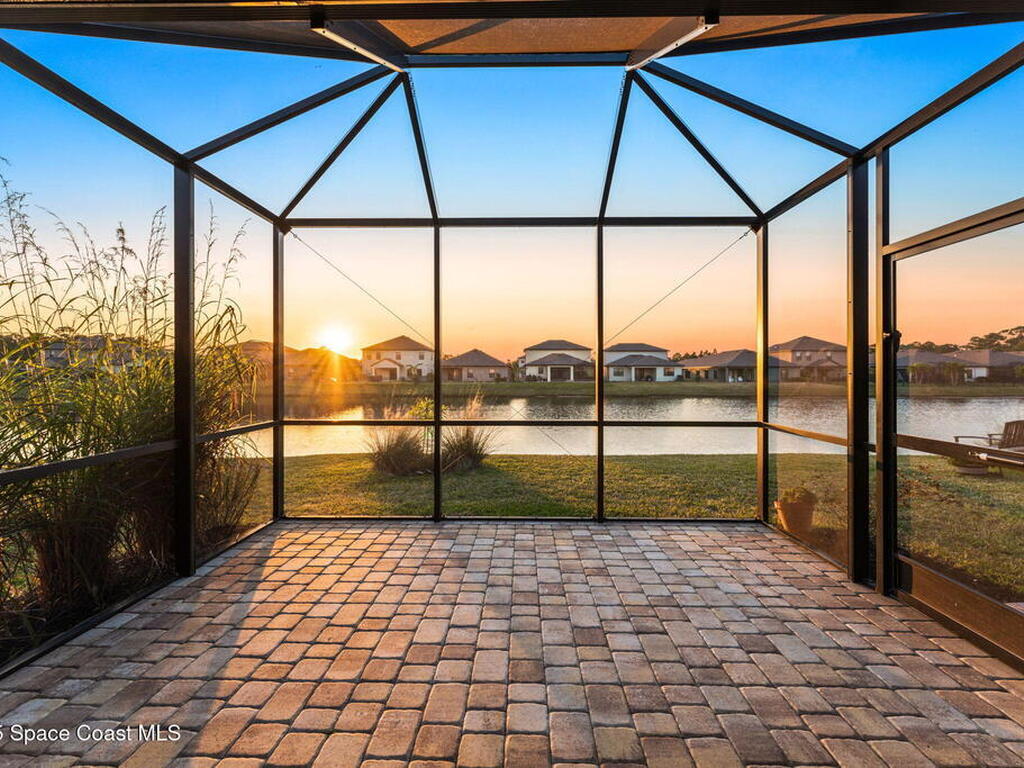 280 Wiregrass Avenue, West Melbourne, FL 32904