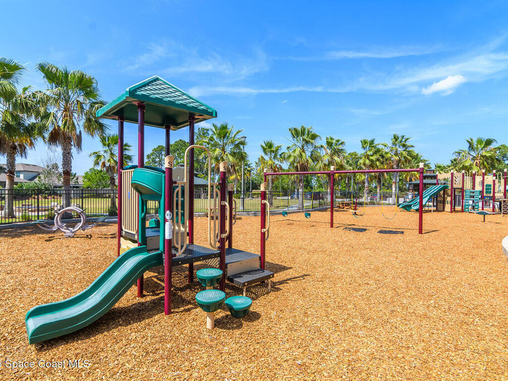 280 Wiregrass Avenue, West Melbourne, FL 32904