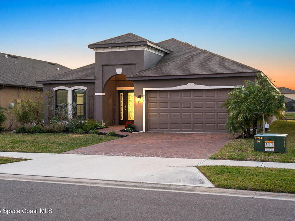 280 Wiregrass Avenue, West Melbourne, FL 32904