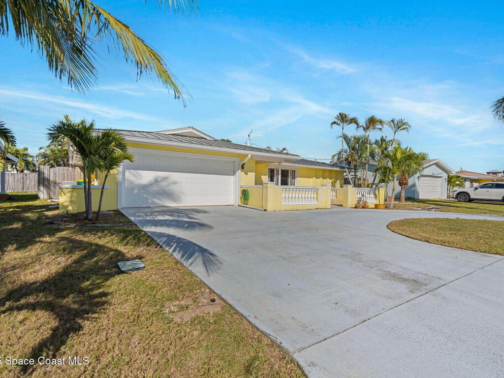 320 Bahama Drive, Indialantic, FL 32903
