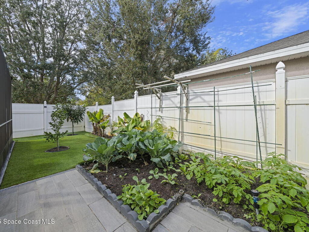 202 Secret Drive, West Melbourne, FL 32904