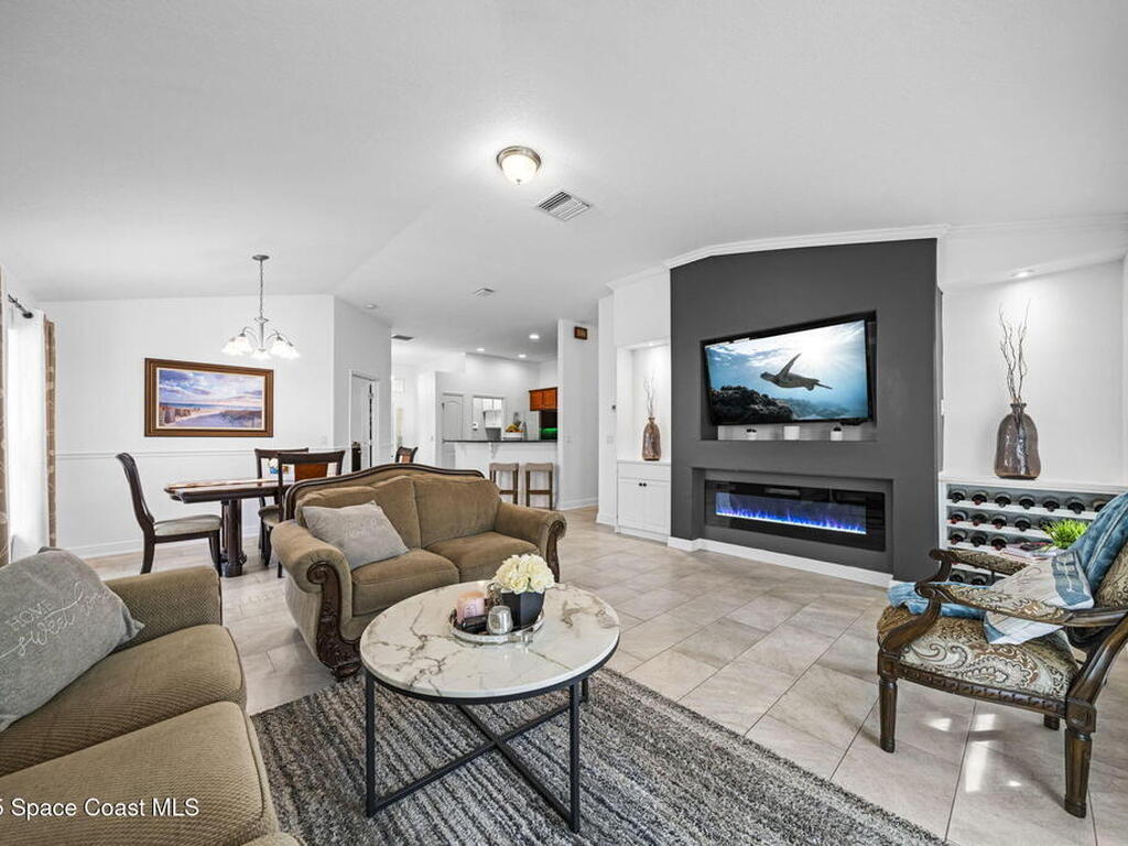 202 Secret Drive, West Melbourne, FL 32904