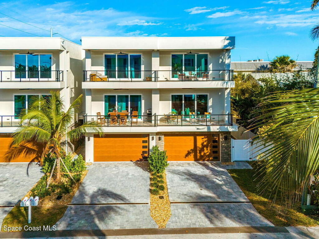30 Eighth Avenue, Indialantic, FL 32903