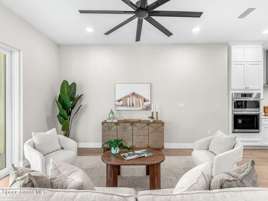 30 Eighth Avenue, Indialantic, FL 32903
