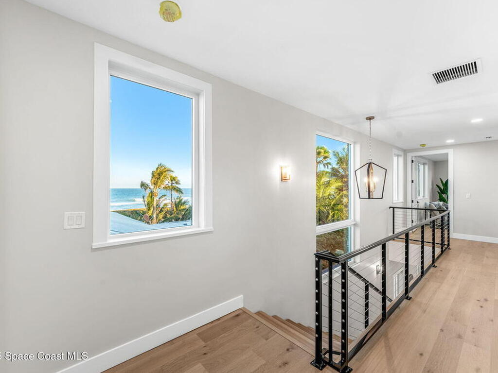 30 Eighth Avenue, Indialantic, FL 32903