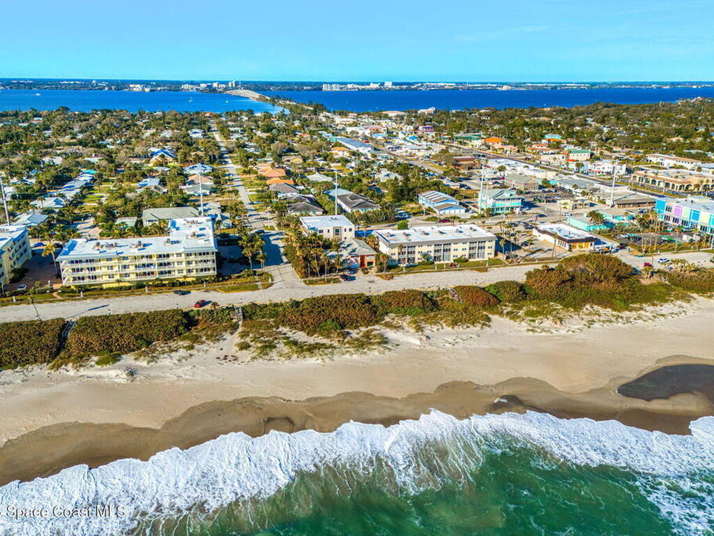 30 Eighth Avenue, Indialantic, FL 32903