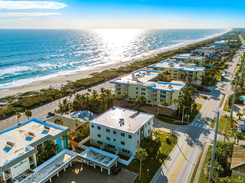 30 Eighth Avenue, Indialantic, FL 32903