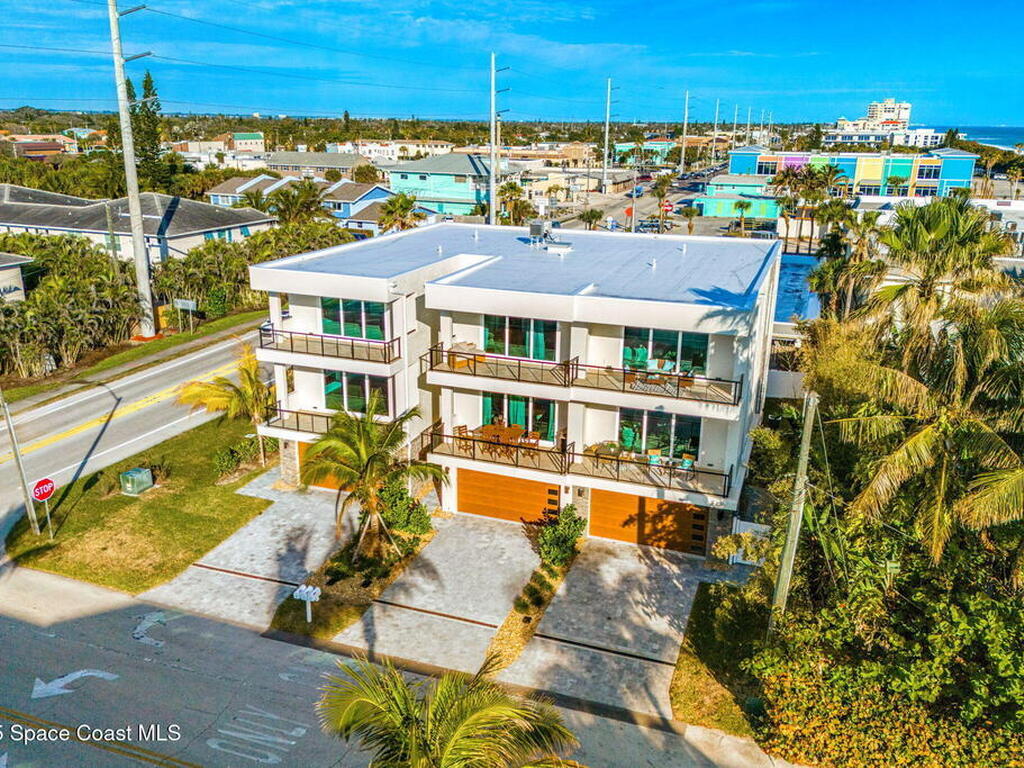 30 Eighth Avenue, Indialantic, FL 32903