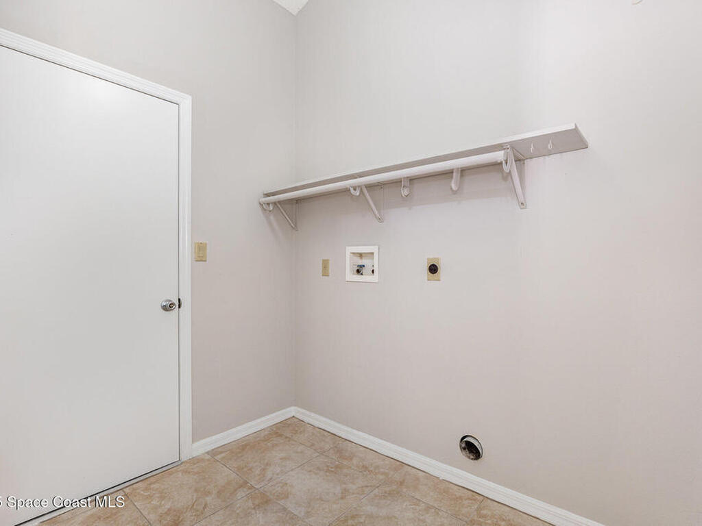 6146 Brabrook Avenue, Grant, FL 32949
