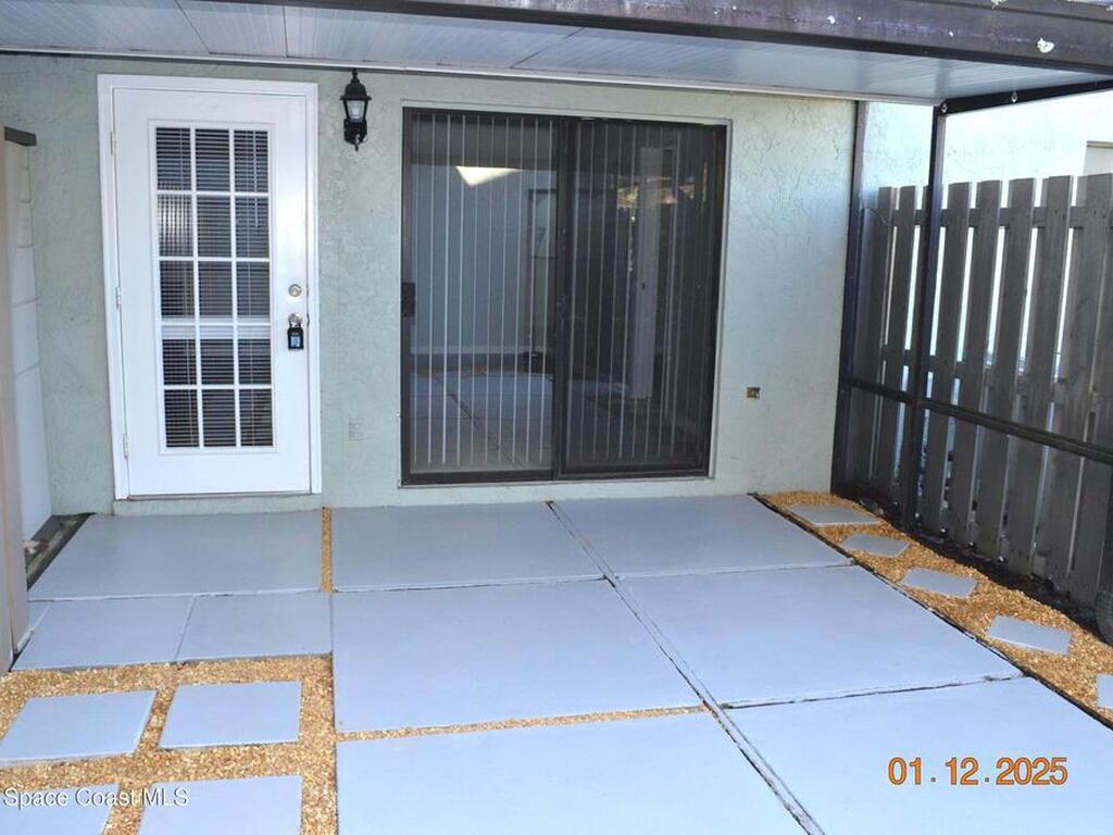 2211 Breezy Way, Sebastian, FL 32958