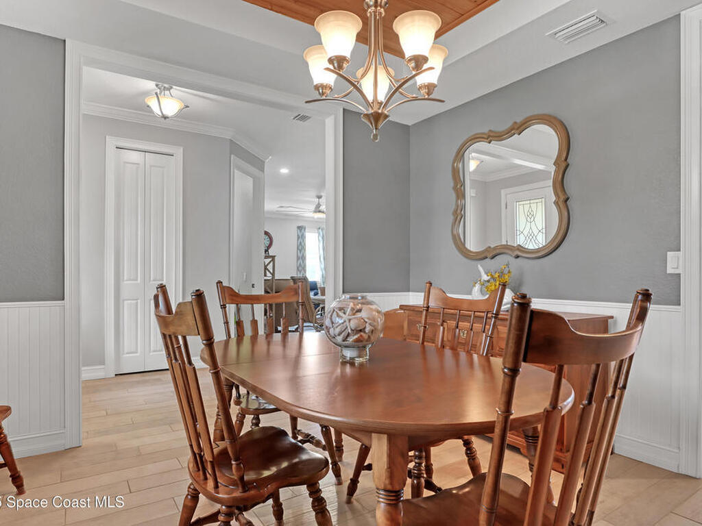 2015 Plumosa Way, Indialantic, FL 32903
