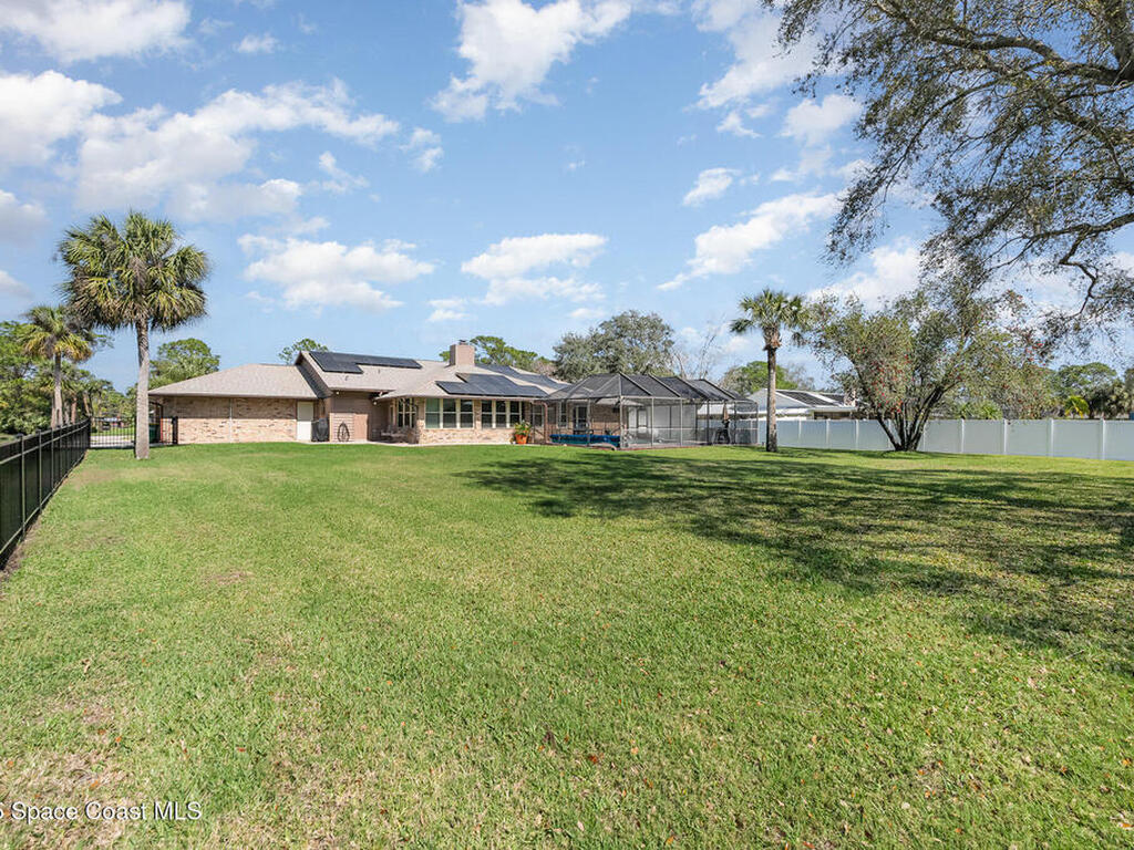 5265 Sand Lake Drive, Melbourne, FL 32934