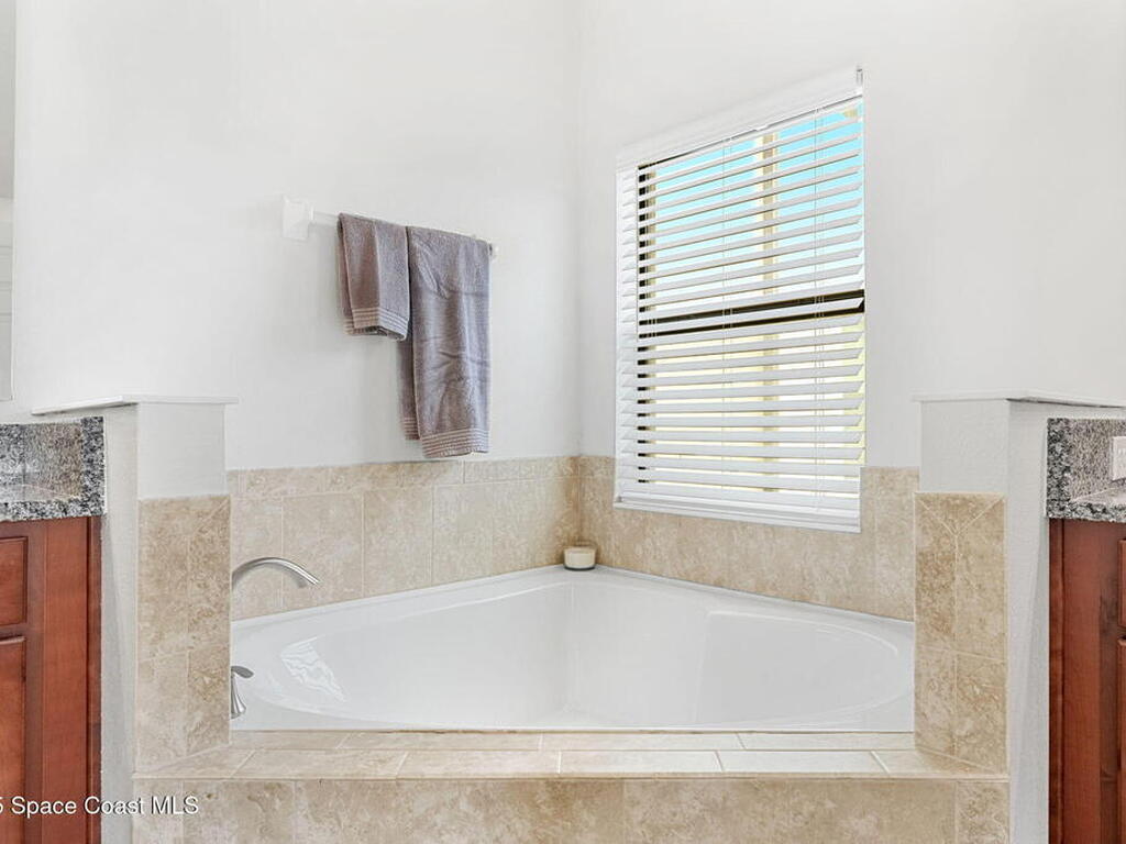 4496 Broomsedge Circle, West Melbourne, FL 32904