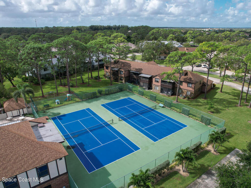 9012 Brighton Court, West Melbourne, FL 32904