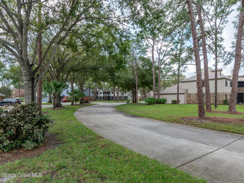 9012 Brighton Court, West Melbourne, FL 32904