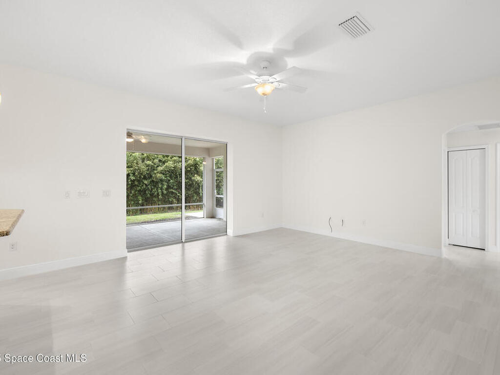 344 Antrim Gardens Court, Melbourne, FL 32904