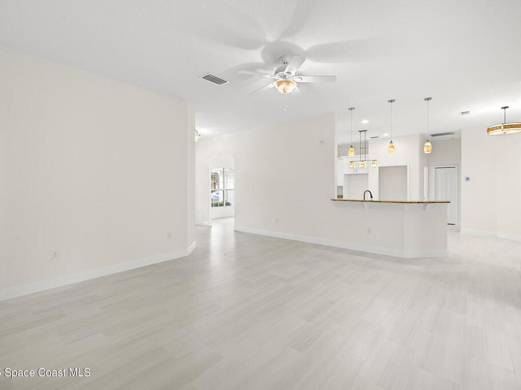 344 Antrim Gardens Court, Melbourne, FL 32904
