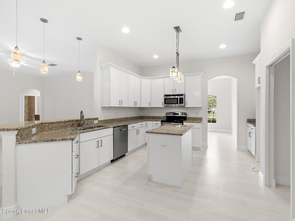 344 Antrim Gardens Court, Melbourne, FL 32904