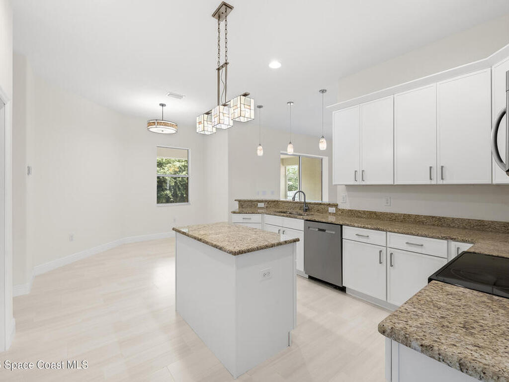 344 Antrim Gardens Court, Melbourne, FL 32904