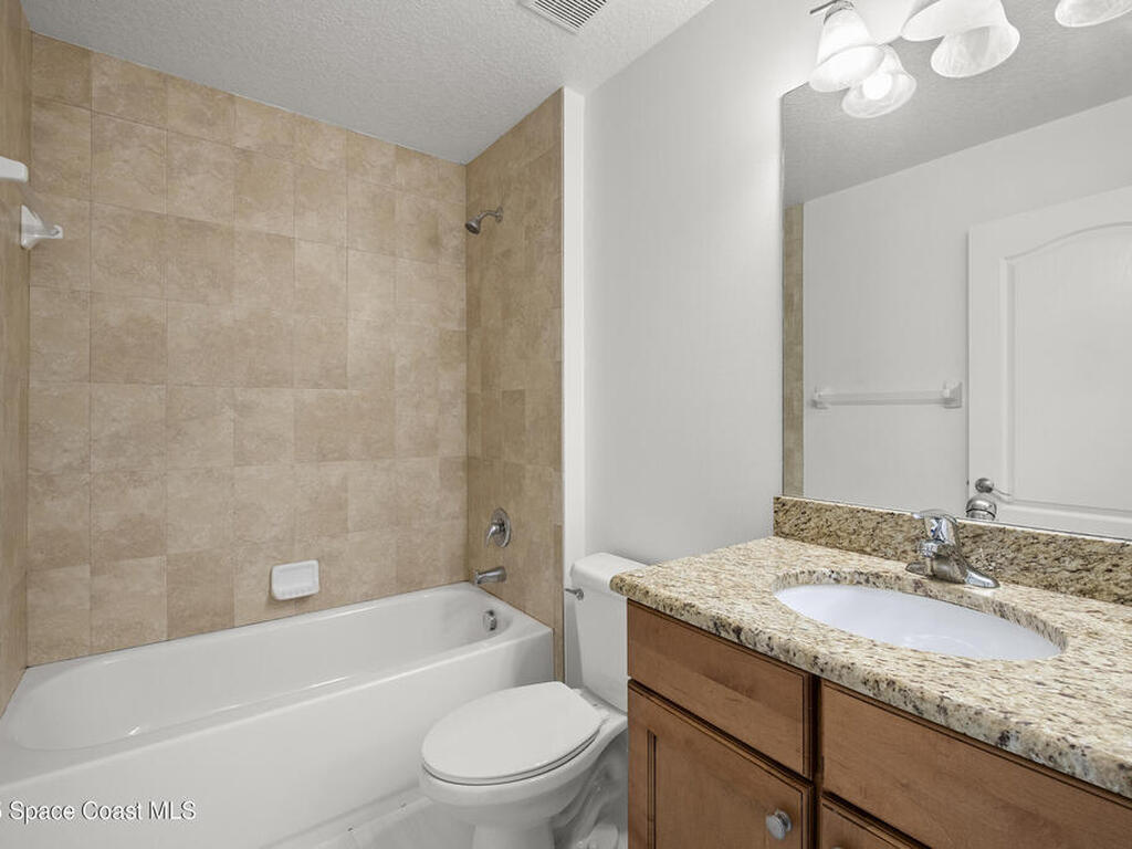 344 Antrim Gardens Court, Melbourne, FL 32904