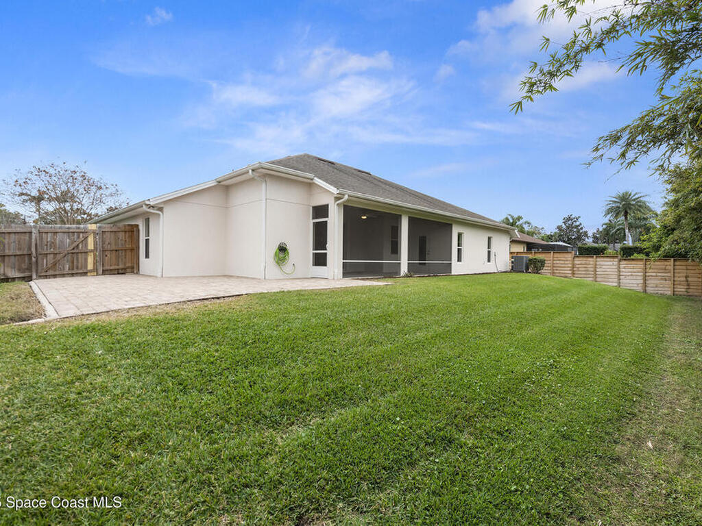 344 Antrim Gardens Court, Melbourne, FL 32904